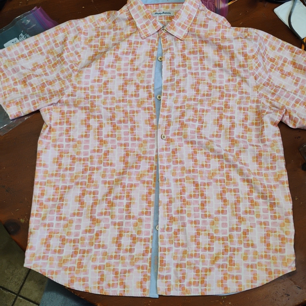 Tommy Bahama Men's Casual Shirt in Pink and Orange